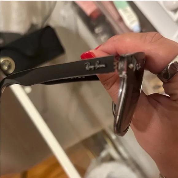 Ray-Ban RB4147 Boyfriend Rare Color Mix Black/Transparent. - Picture 6 of 11